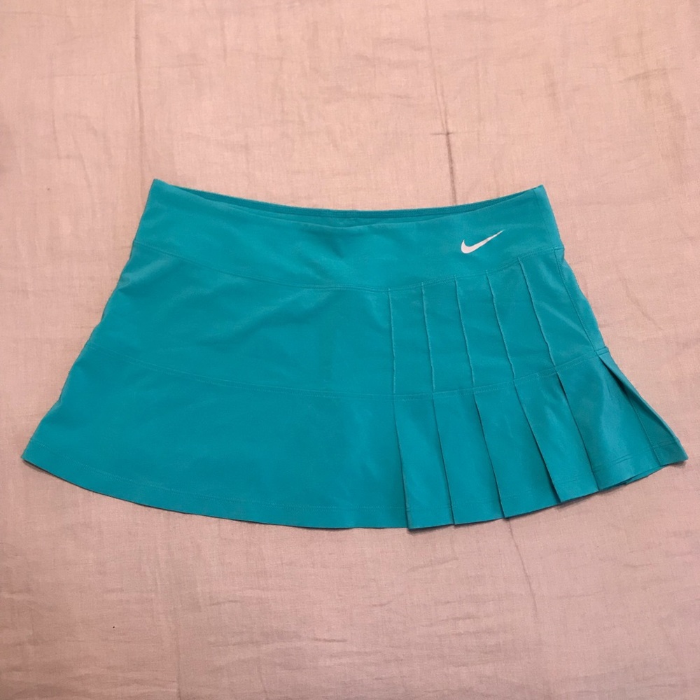 Nike half pleated tennis skirt